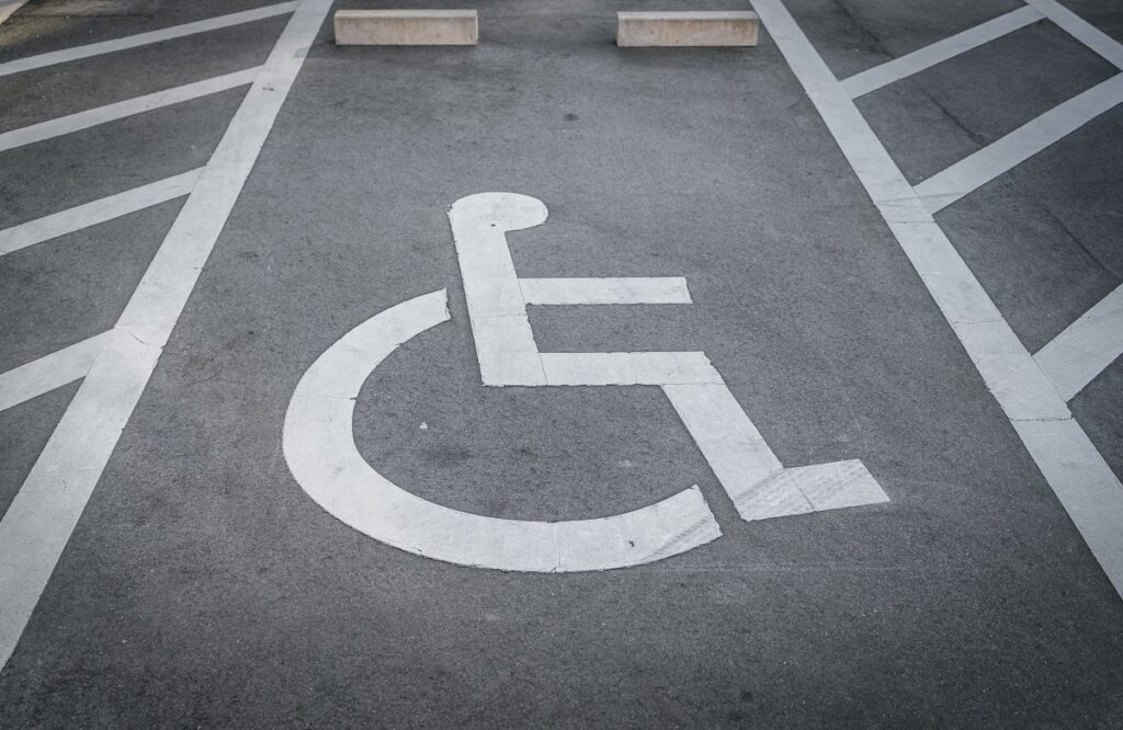 disabled-parking-sign-on-pavement