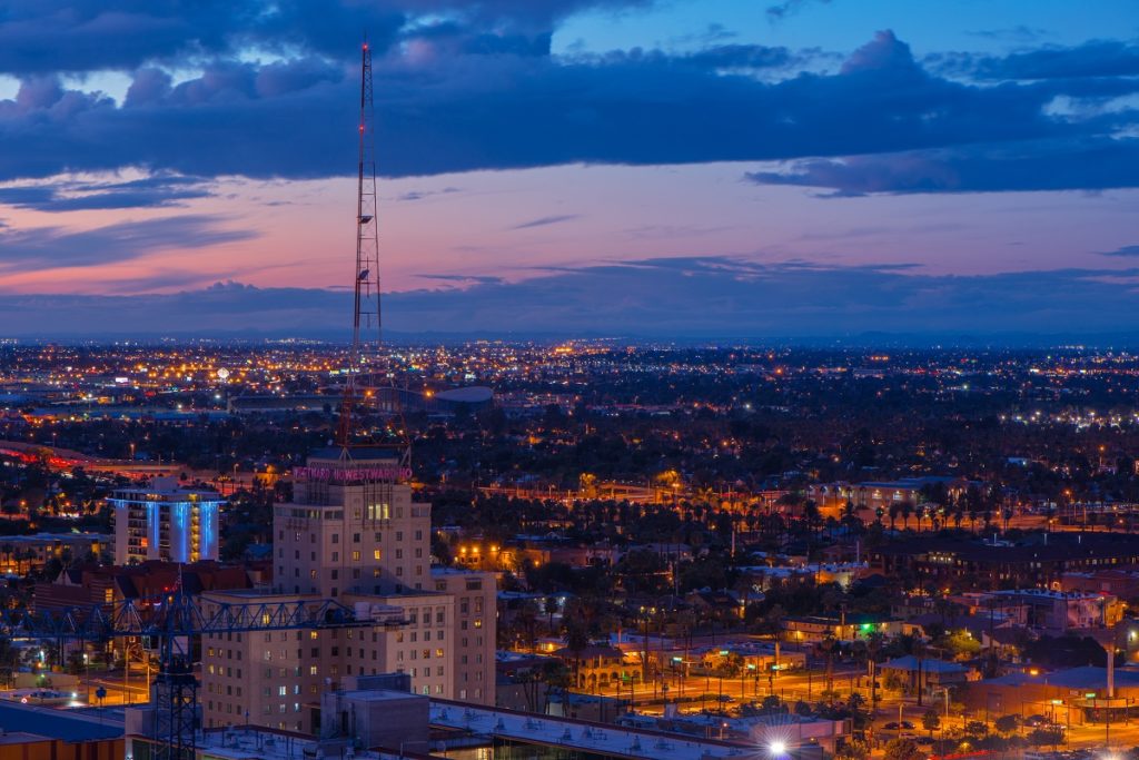 phoenix arizona city skyline at night